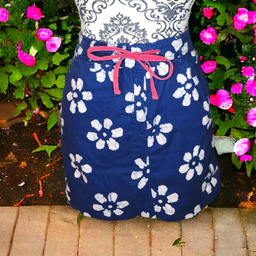 UNBRANDED Reversible Mini Skirt- Small